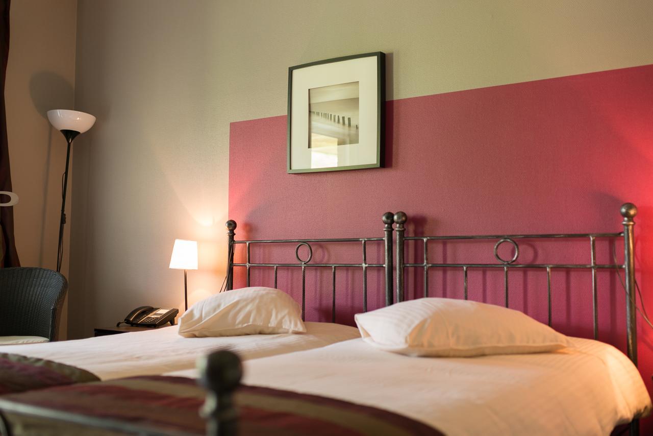 Auberge De La Lesse Celles  Esterno foto