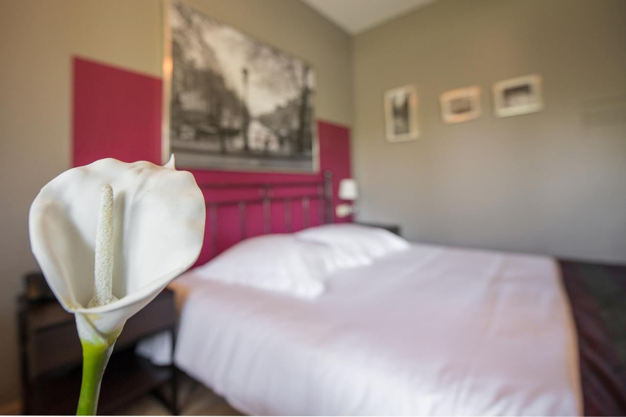 Auberge De La Lesse Celles  Esterno foto