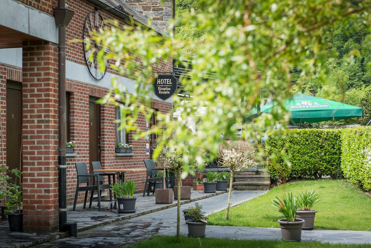 Auberge De La Lesse Celles  Esterno foto